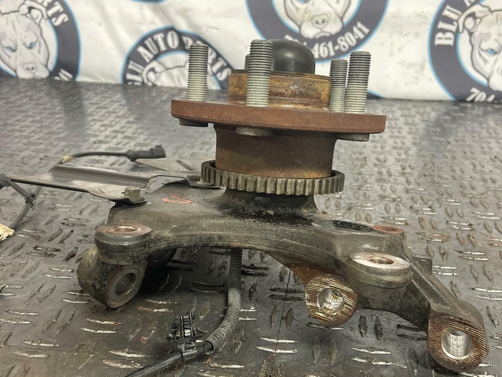 2015-17 Ford Mustang Performance Pack LH Driver Spindle Assembly 278