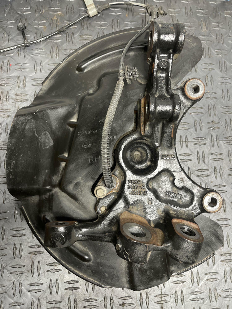 2015-23 Ford Mustang GT Passenger RH Performance Pack Front Spindle 279