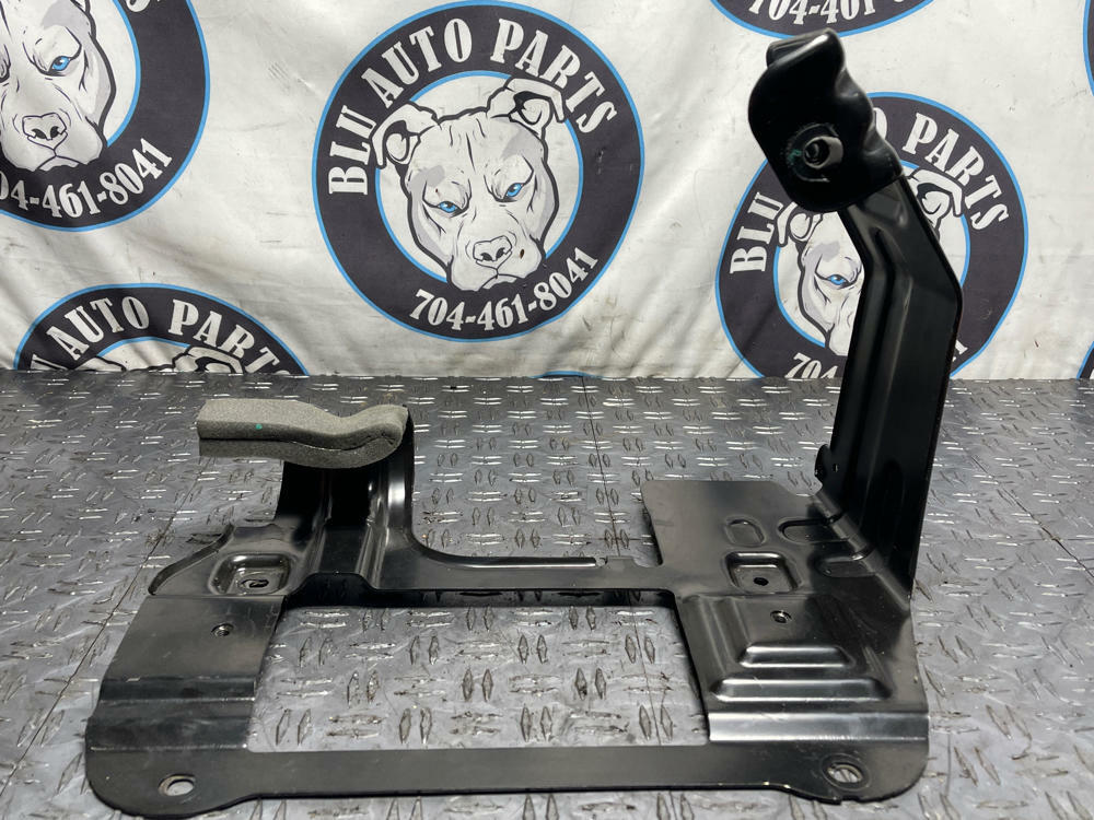 2018-23 Ford Mustang GT Shaker Sub, Bracket, & Carpet 279