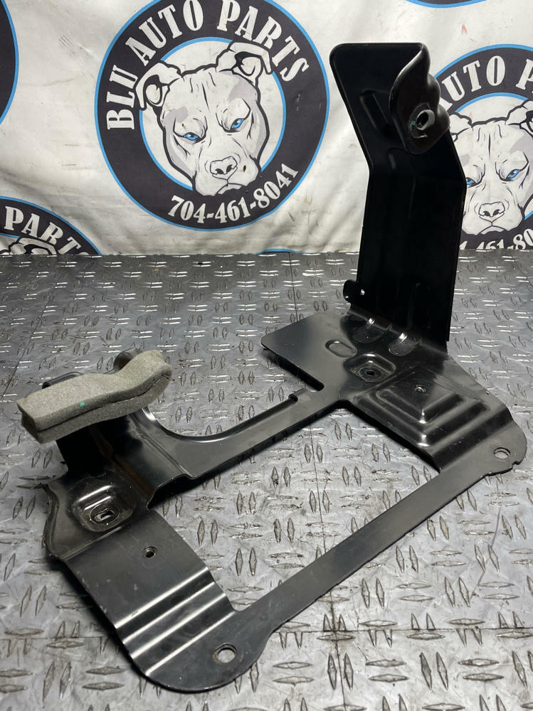 2018-23 Ford Mustang GT Shaker Sub, Bracket, & Carpet 279