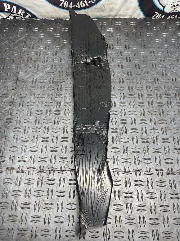 2015-23 Ford Mustang GT Passenger Front RH Fender Insulator 279