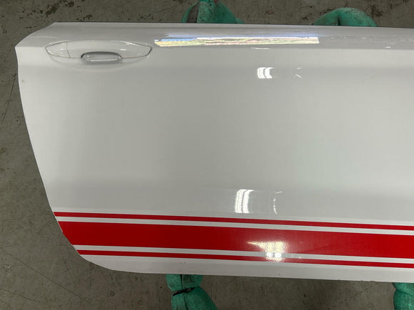 2015-23 Ford Mustang GT Passenger RH Door Assembly 279