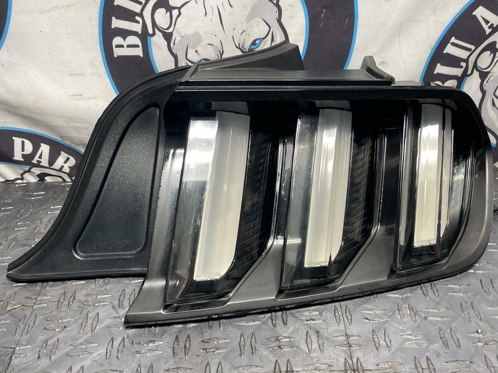 2015-23 Ford Mustang GT Aftermarket Export/Euro Clear Tail Lights Pair 279