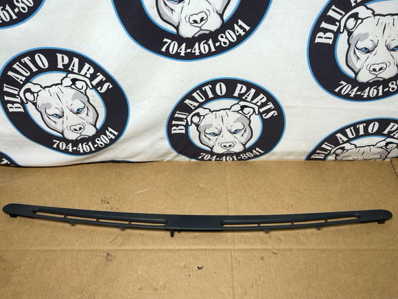 1987-93 Ford Mustang LX Defroster Vent Trim 209