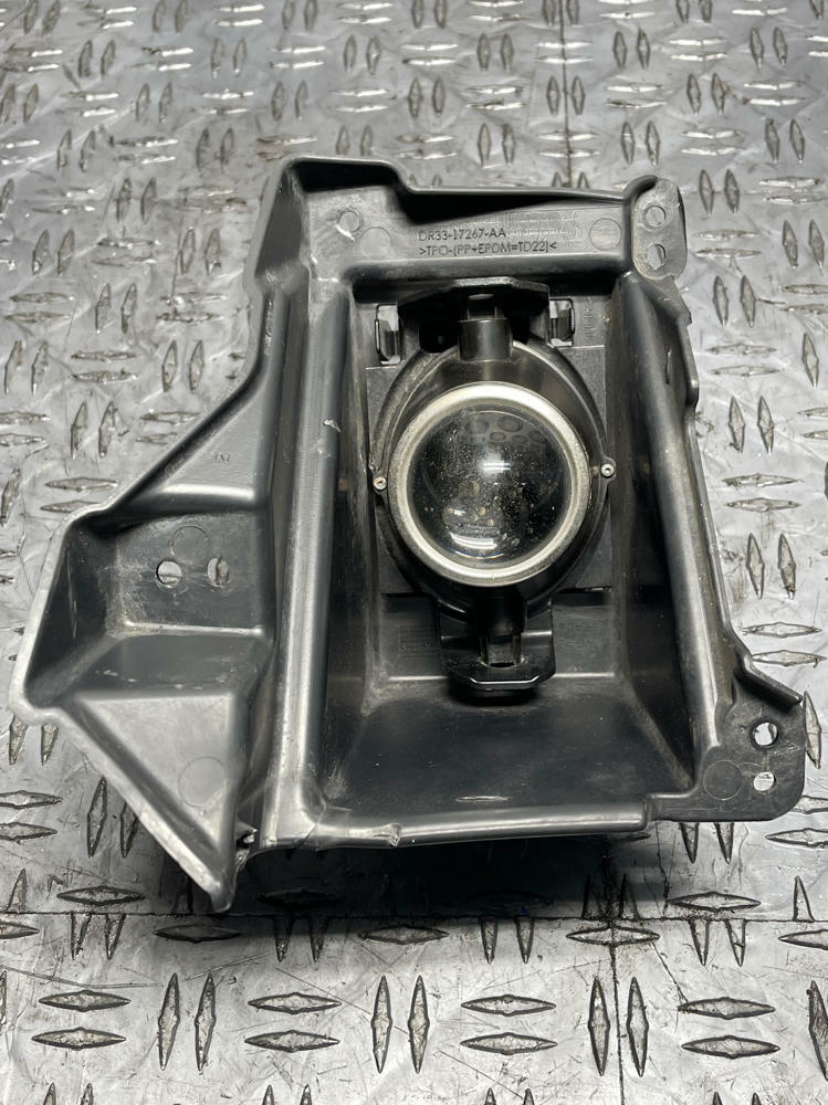 2013-14 Ford Mustang GT OEM Lower Fog Light Pair w/ Bezels- for Front Bumper 281