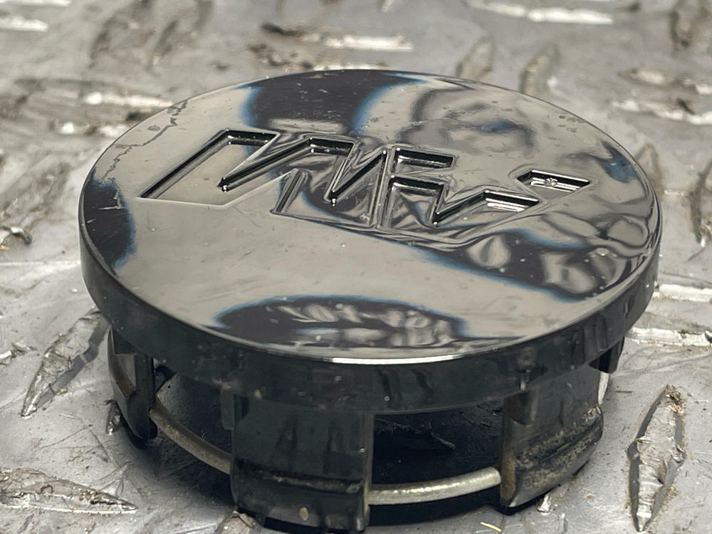 2011-14 Ford Mustang American Muscle Center Cap- Gloss Black 281