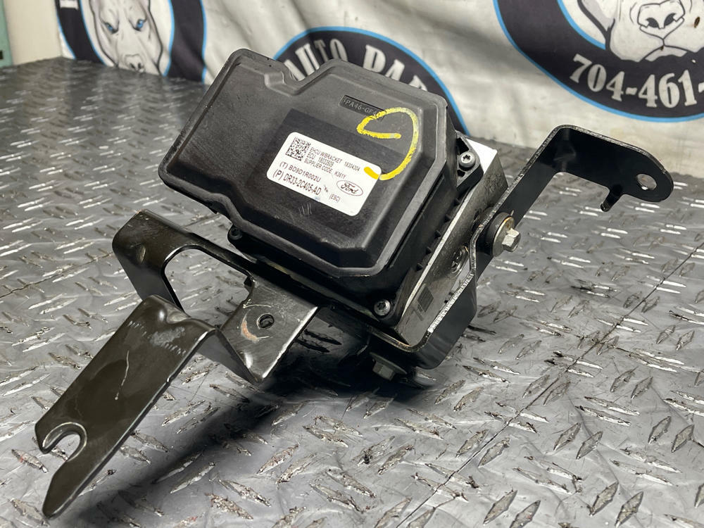 2013-14 Ford Mustang GT ABS Module 281