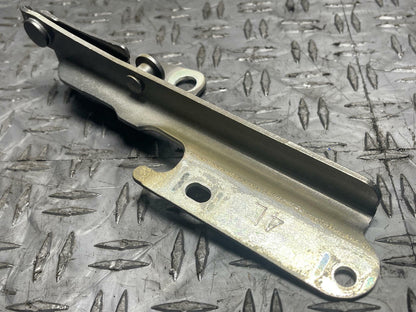 2011-14 Ford Mustang GT Hood Hinges Pair- LH/RH, Code UJ 281