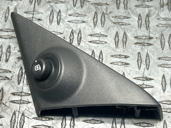 2011-14 Ford Mustang GT Interior Driver LH Mirror Control Switch & Trim 281