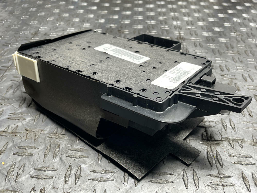 2013-14 Ford Mustang GT Body Control Module- for Gen 1 Coyote w/ MT82 Maunal 281