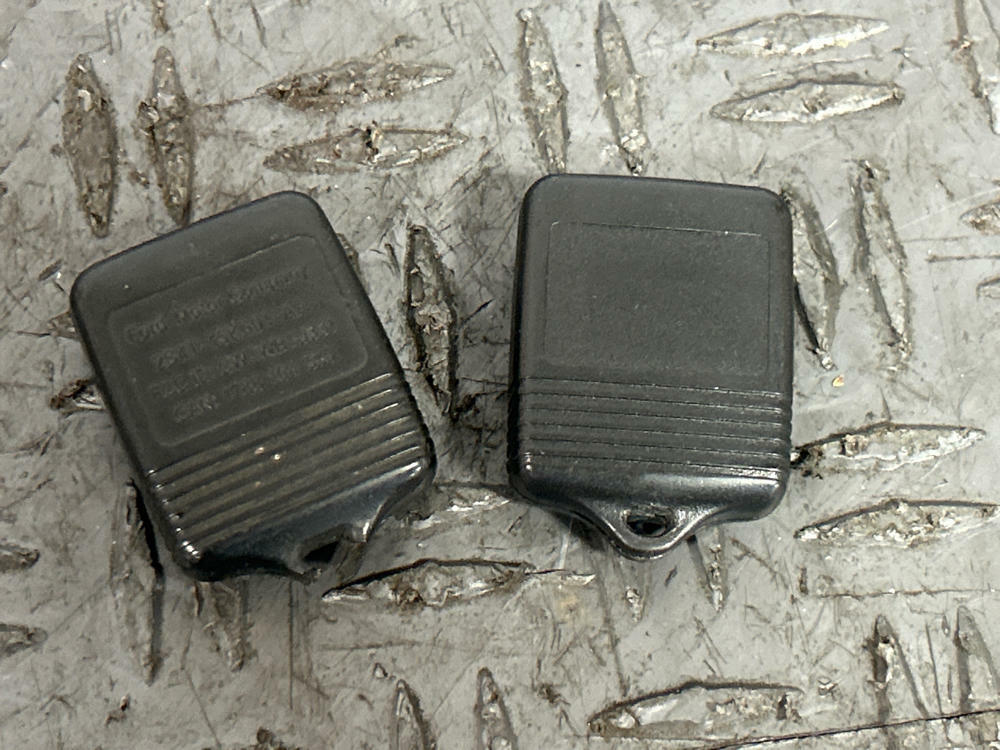 1999-04 Ford Mustang Key Fob- WILL NEED REPROGRAMMING 283