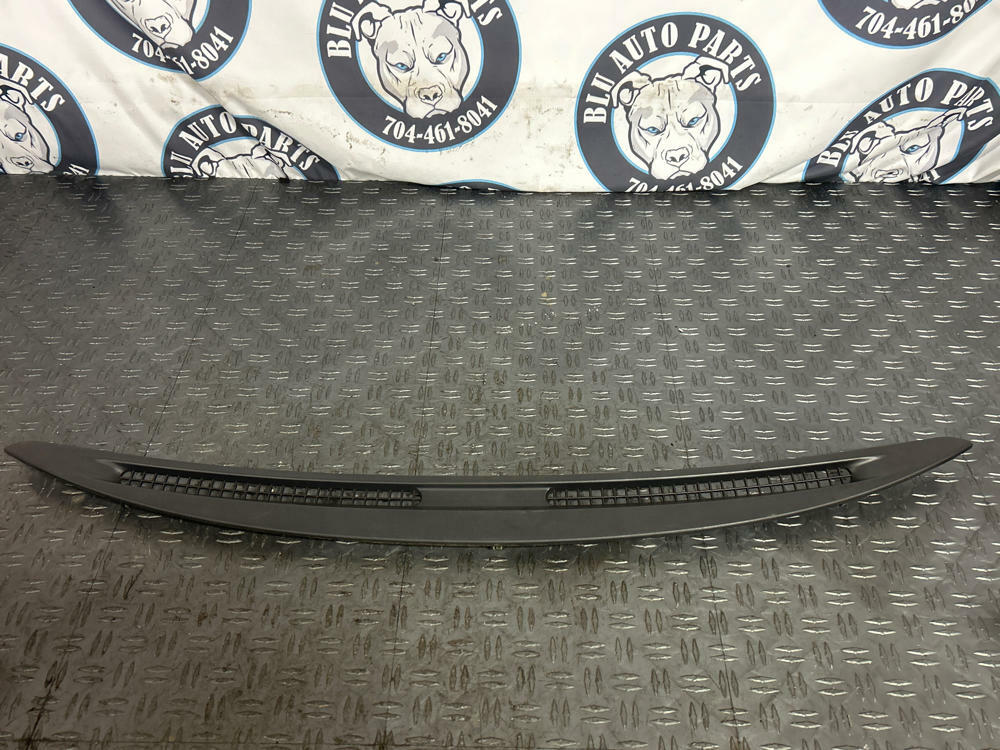 1999-04 Ford Mustang Defroster Vent Panel- for Dash 283