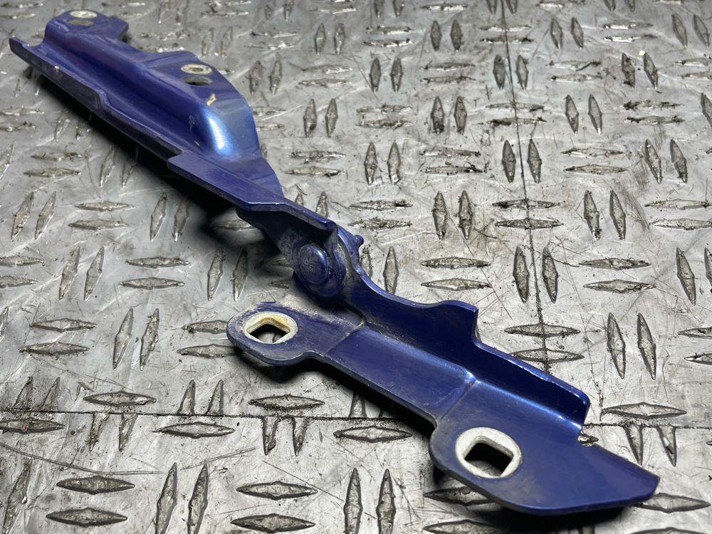 1999-04 Ford Mustang Hood Hinges Pair- Code SN 283
