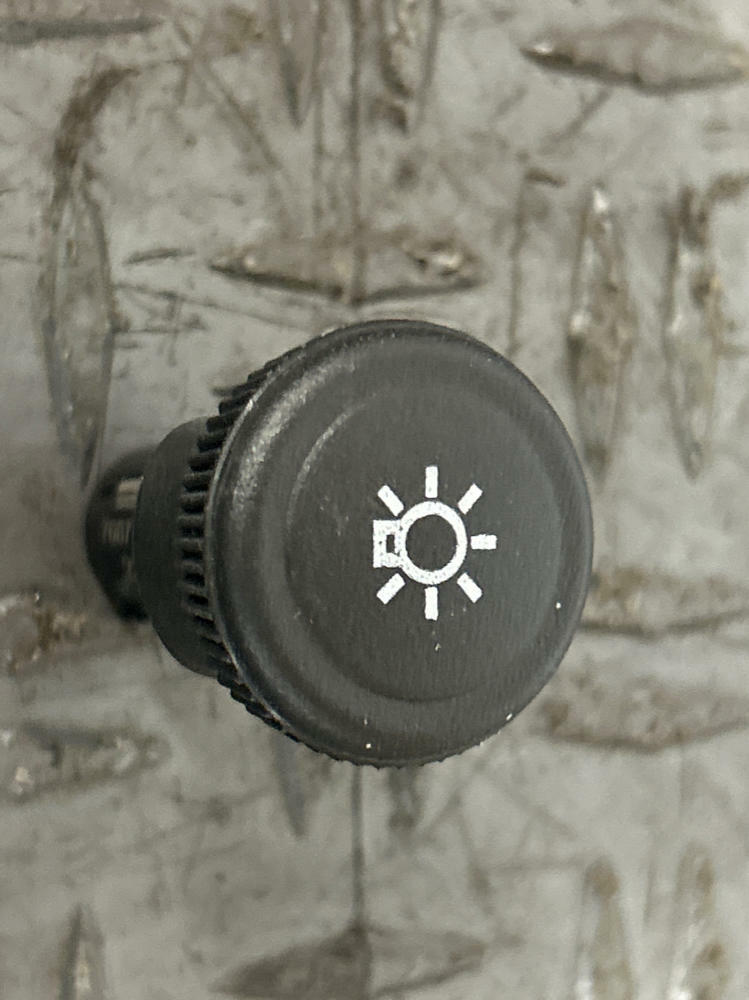 1999-04 Ford Mustang Reman Head Light Control Knob - NICE SHAPE 283