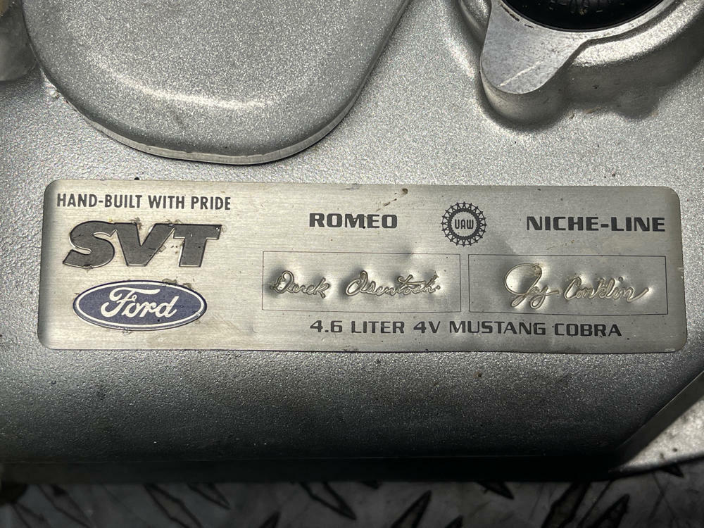 2003-04 Ford Mustang SVT Cobra OEM 4.6 4V Valve Cover Pair- LH/RH 283