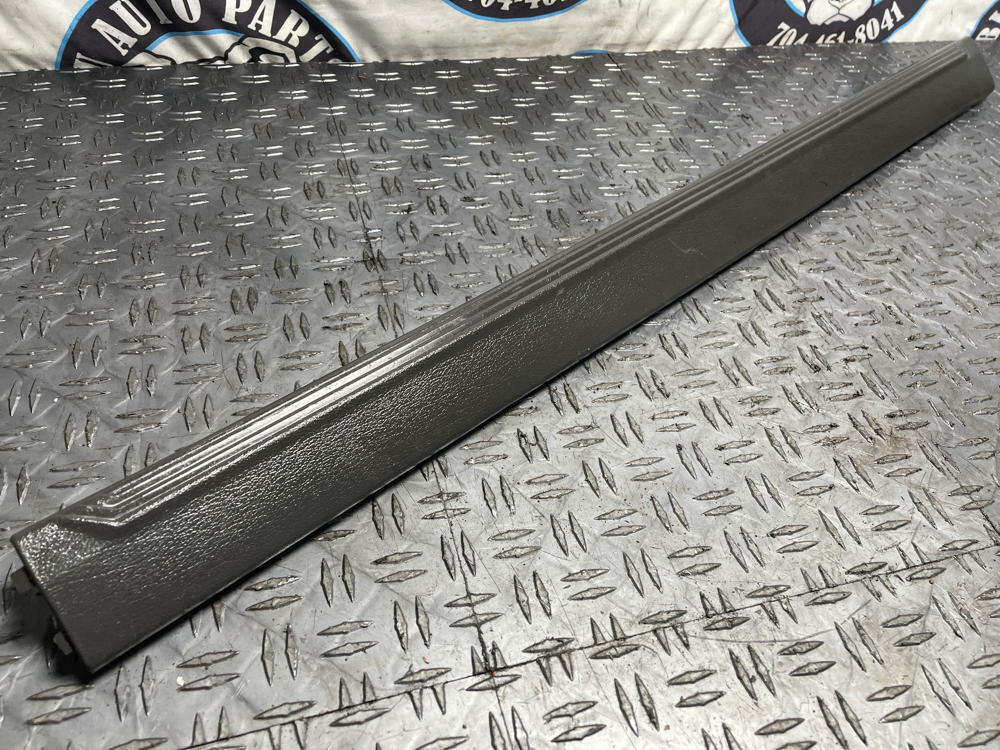 1999-04 Ford Mustang Inner Door Sill Pair 283