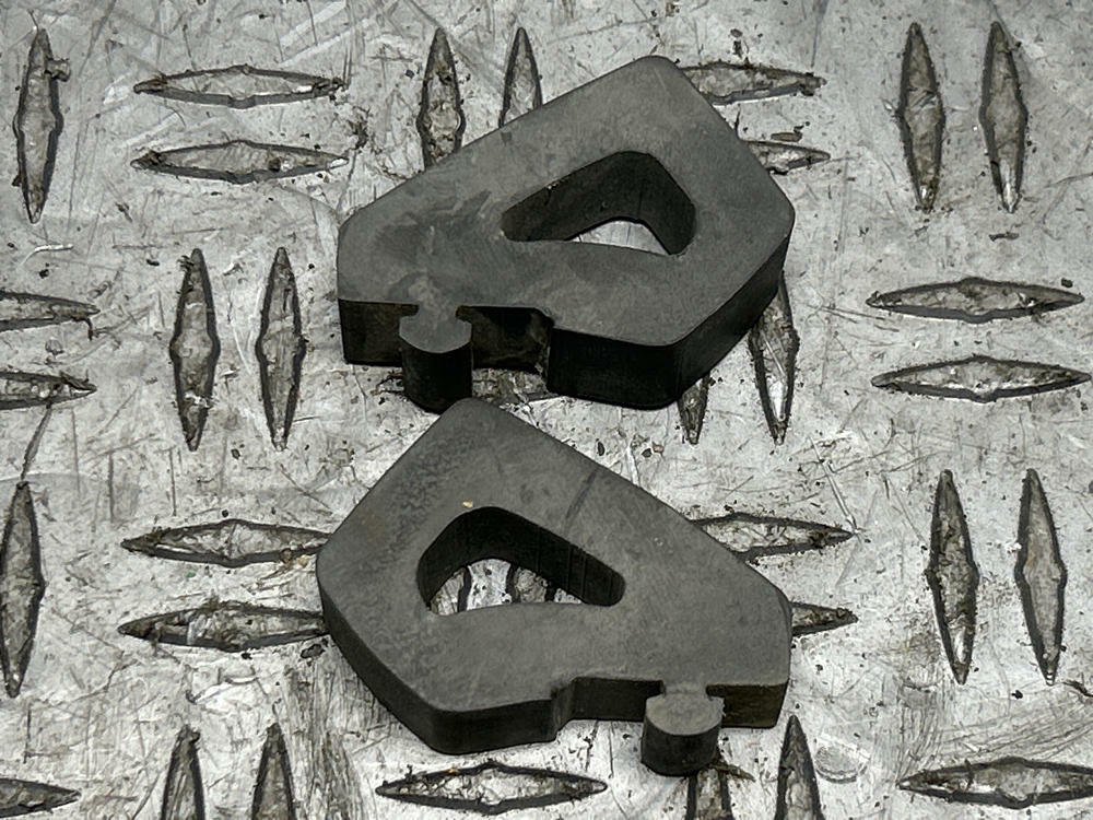 1999-04 Ford Mustang OEM Fender-to-Hood Rubber Bumper Pair 284