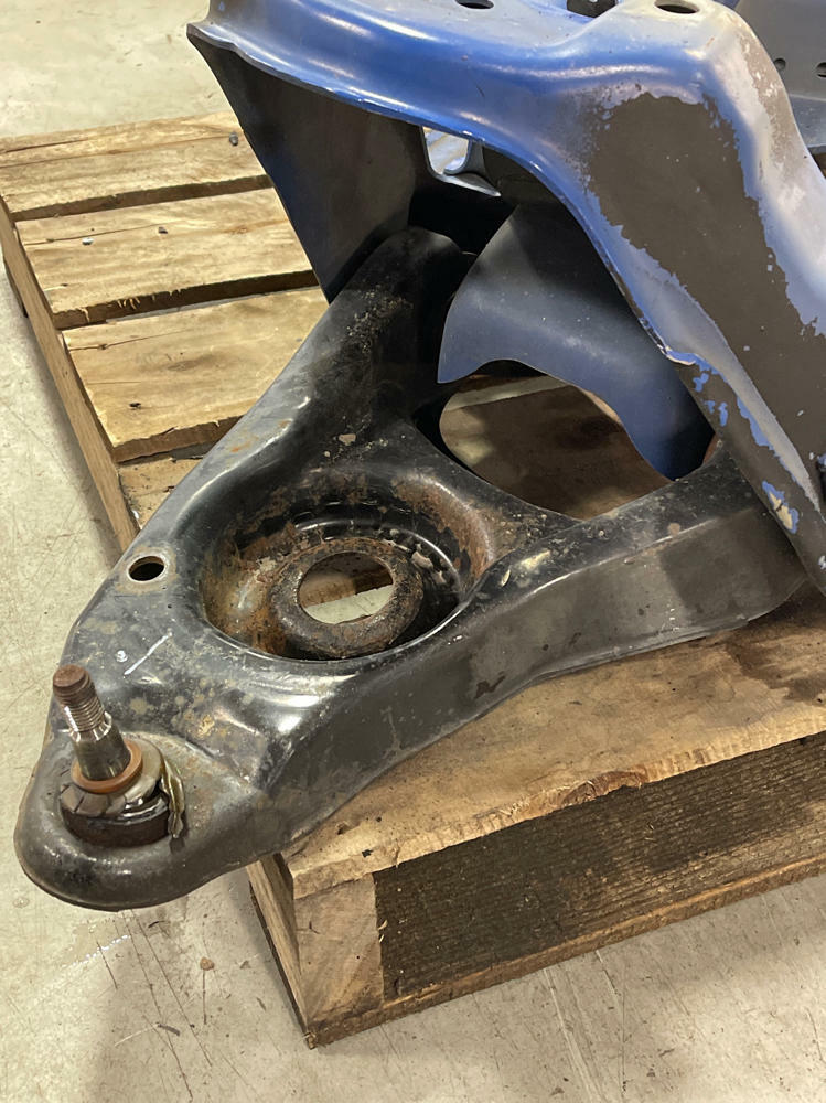 1999-04 Ford Mustang Mach One OEM K-Member Assembly- Azure Blue, SEE DESC. 284