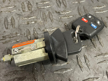 1999-04 Ford Mustang Ignition w/ Key 284