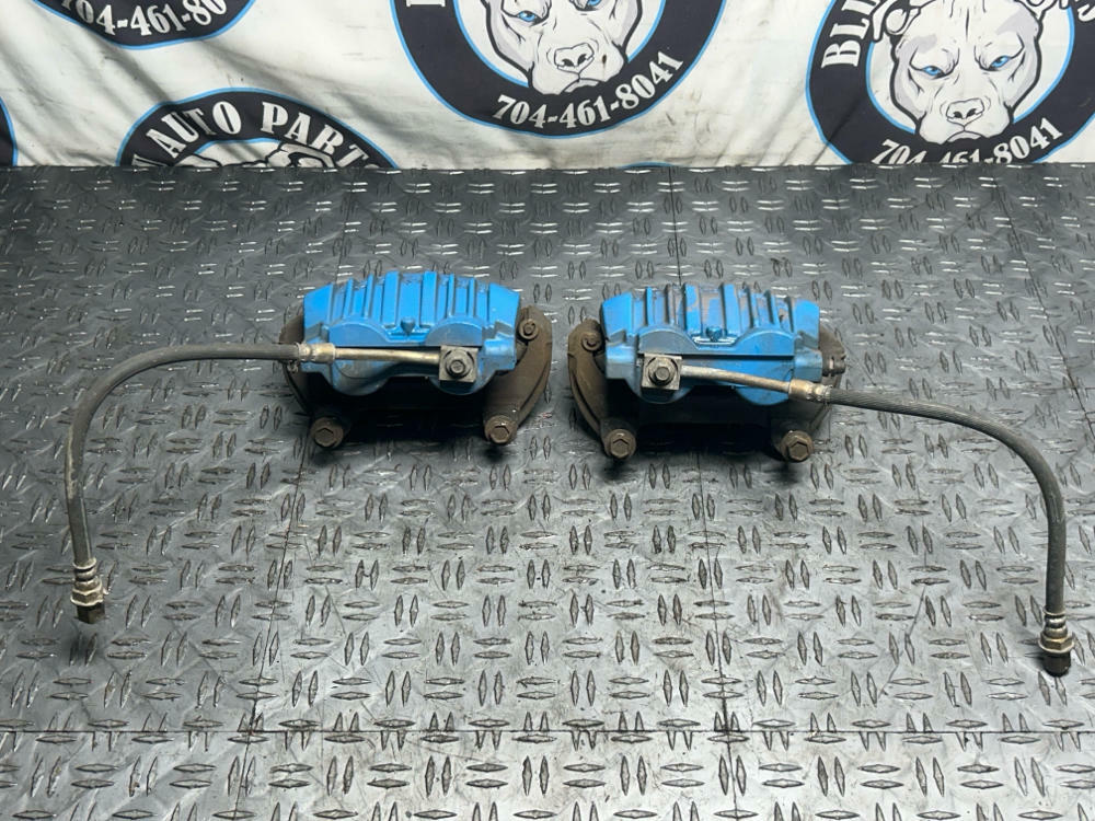 2003-04 Ford Mustang Mach One Front Brake Calipers & Lines 284