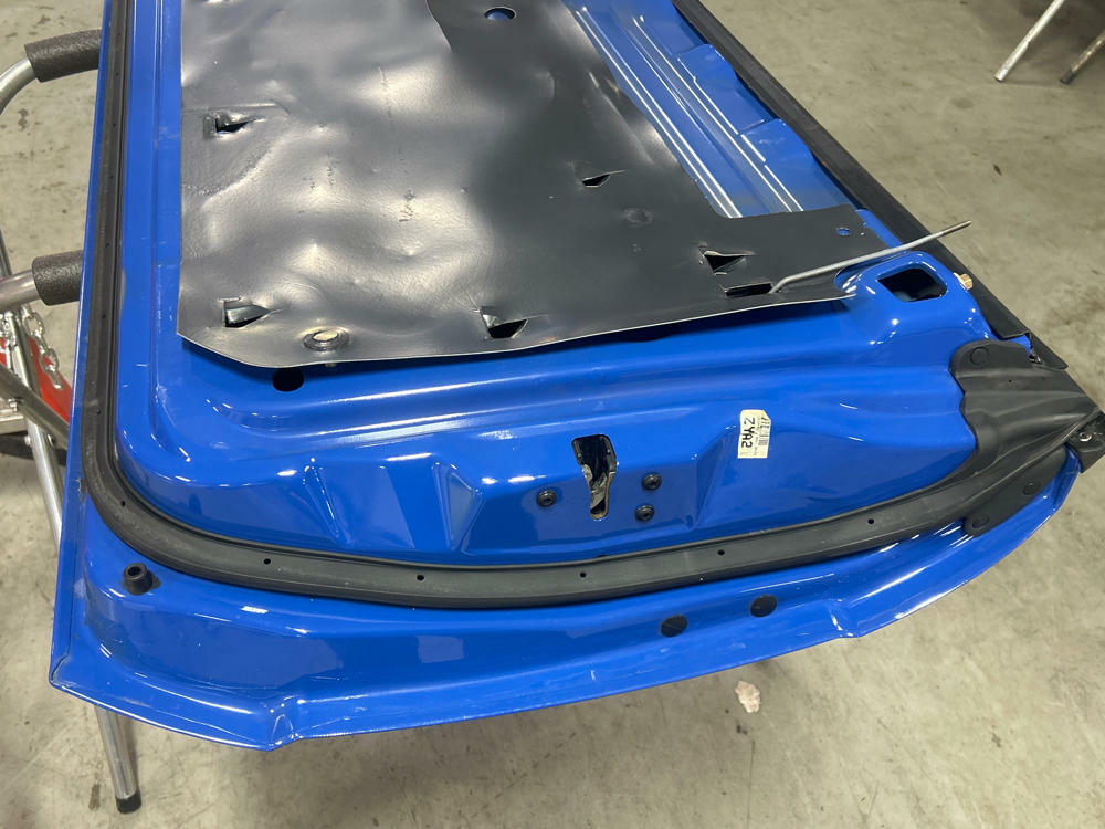 1999-04 Ford Mustang Mach One Passenger RH Door- Azure Blue, FOR COUPE 284