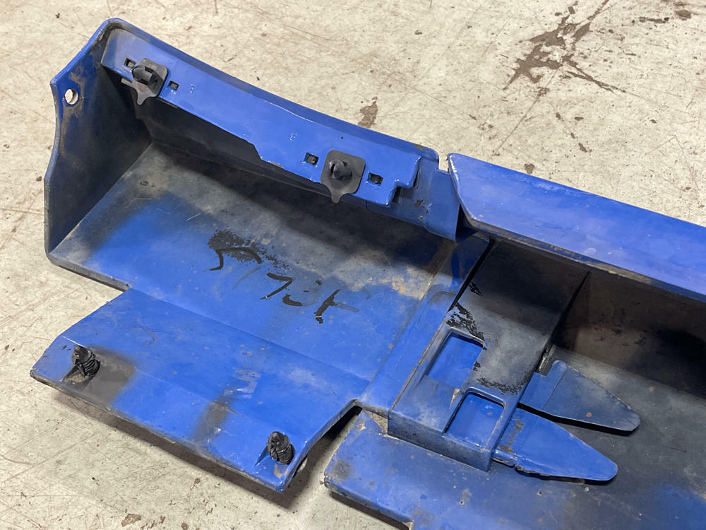 2003-04 Ford Mustang Mach One Passenger RH Side Skirt Azure Blue 284