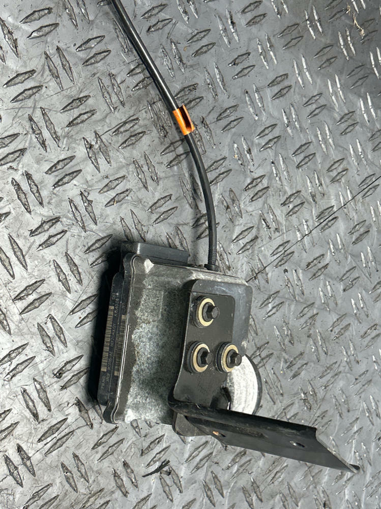 1999-04 Ford Mustang Cruise Control Module & Cable 284
