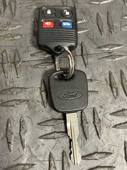 1999-04 Ford Mustang Ignition w/ Key 284