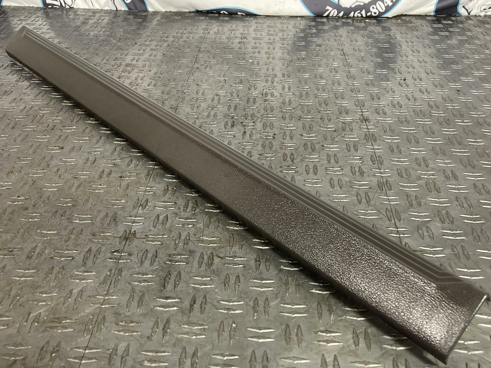 1999-04 Ford Mustang Inner Door Sill Pair- Dark Charcoal 284