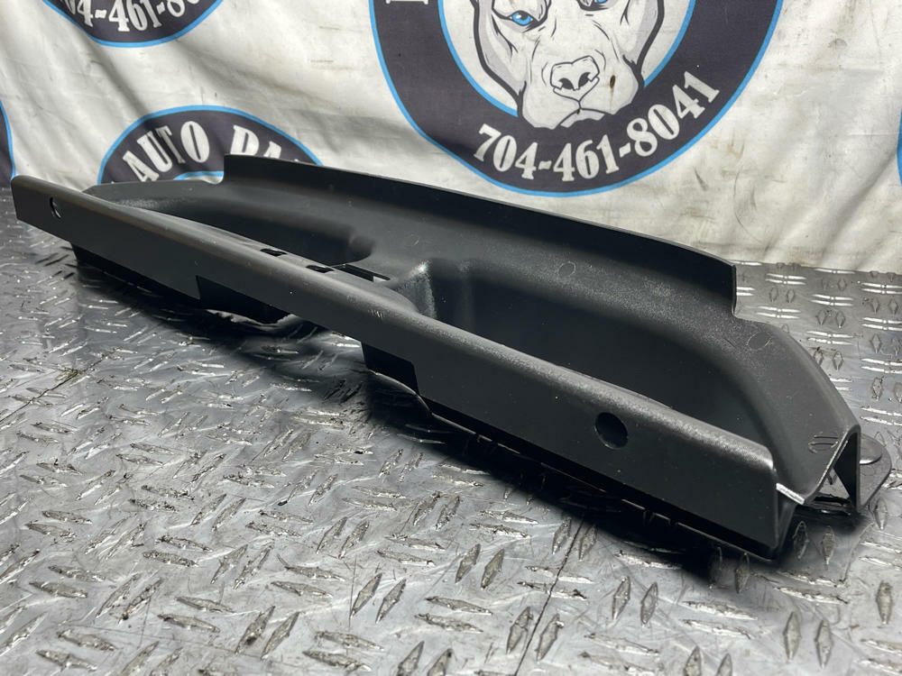 2003-04 Ford Mustang Mach One Grille Insert 284