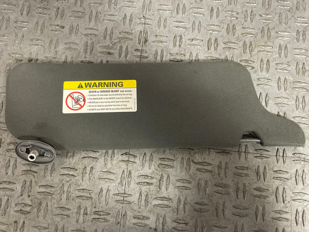 1999-04 Ford Mustang Coupe Sun Visors 284