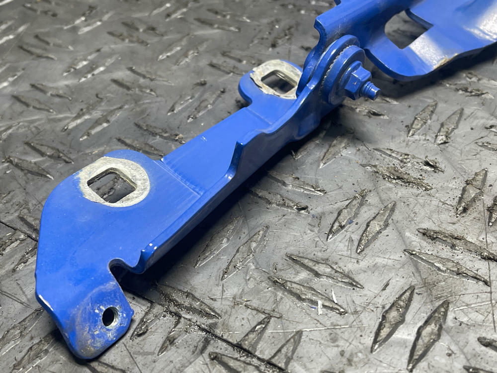 1999-04 Ford Mustang Hood Hinges Pair OEM 284