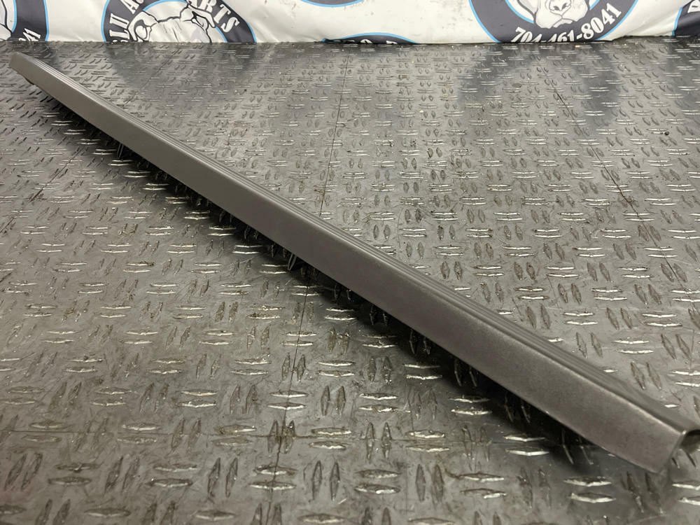 1999-04 Ford Mustang Inner Door Sill Pair- Dark Charcoal 284