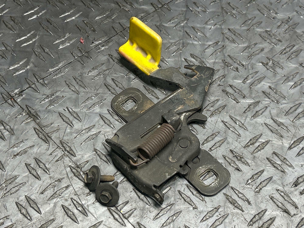 1999-04 Ford Mustang Hood Latch 285