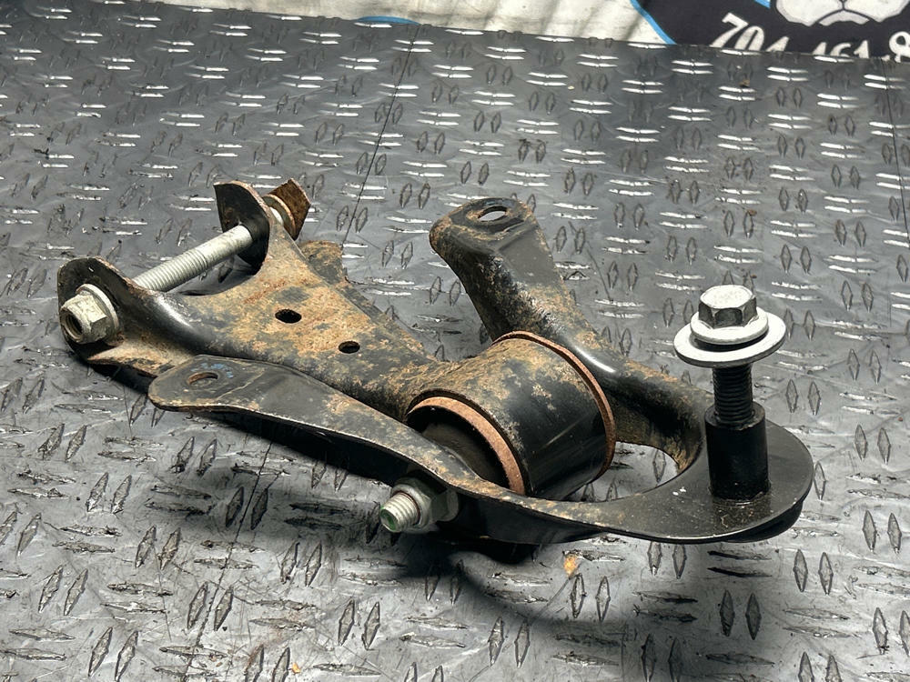 2011-14 Ford Mustang GT Upper Mount- for 8.8 SRA 285