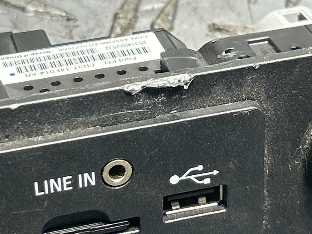 2015 Ford Mustang Center Console Charging Block- FOR SYNC2, SD Card Model 285