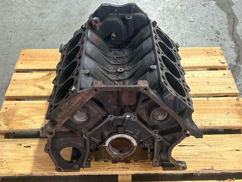 1999-04 Ford Mustang GT 4.6 2V Windsor Iron Block- Standard Bore, TMU