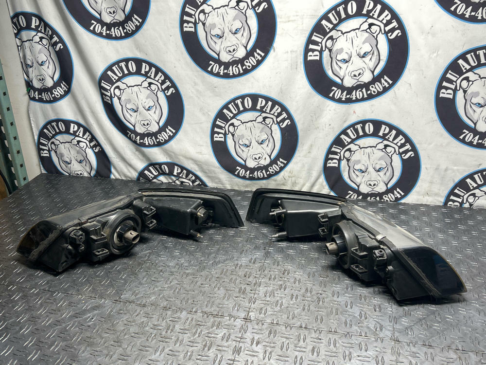 2003-04 Ford Mustang SVT Cobra Aftermarket Head Light Pair- Euro/Clears 255
