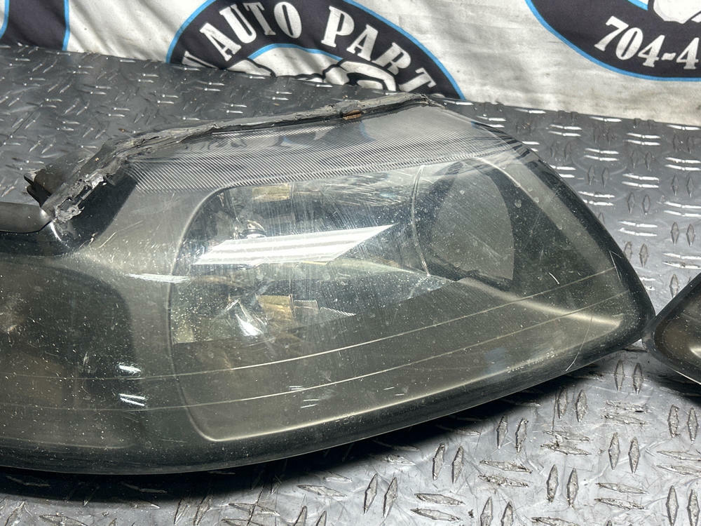 2003-04 Ford Mustang SVT Cobra Aftermarket Head Light Pair- Euro/Clears 255