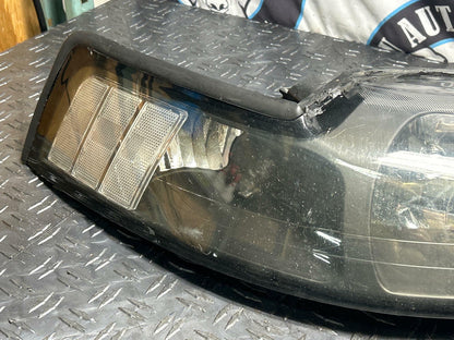 2003-04 Ford Mustang SVT Cobra Aftermarket Head Light Pair- Euro/Clears 255