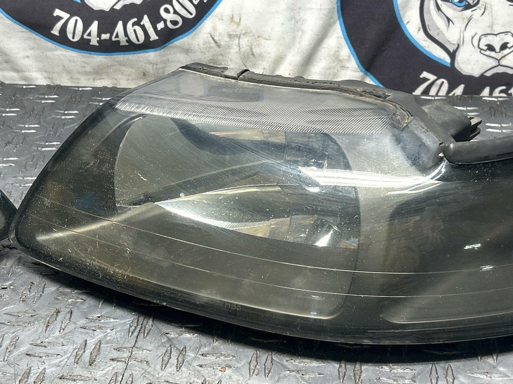2003-04 Ford Mustang SVT Cobra Aftermarket Head Light Pair- Euro/Clears 255