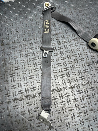 2003-04 Ford Mustang SVT Cobra Passenger Front RH Seat Belt- FOR COUPE 255