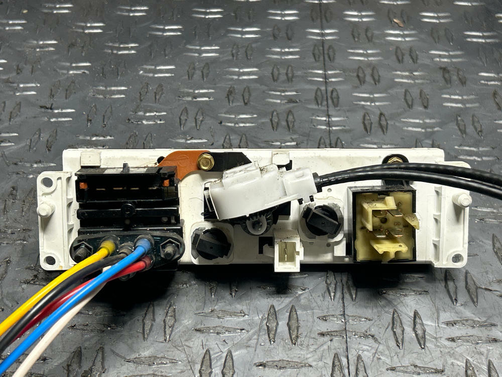 2003-04 Ford Mustang SVT Cobra HVAC Control Panel 255