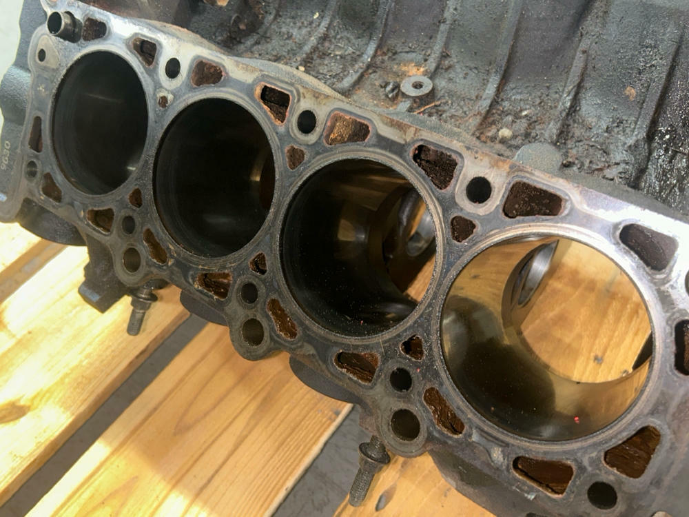 1999-04 Ford Mustang GT 4.6 2V Windsor Iron Block- Standard Bore, TMU