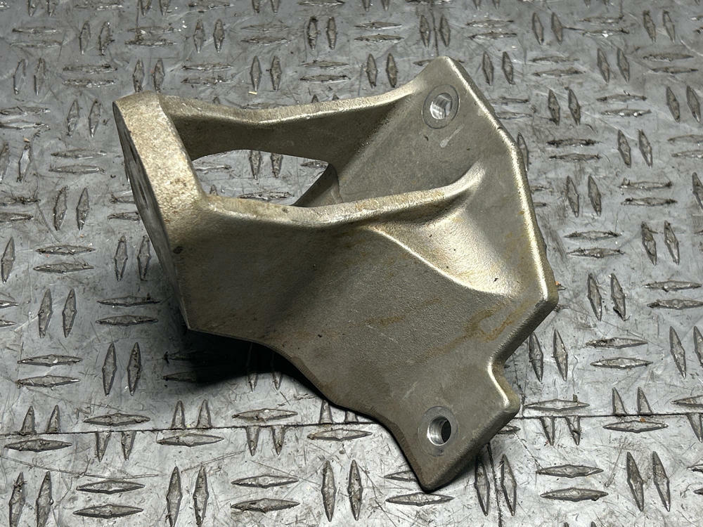 2004-06 Pontiac GTO Pass. RH Motor Mount- NO HARDWARE, for 5.7L LS1 280