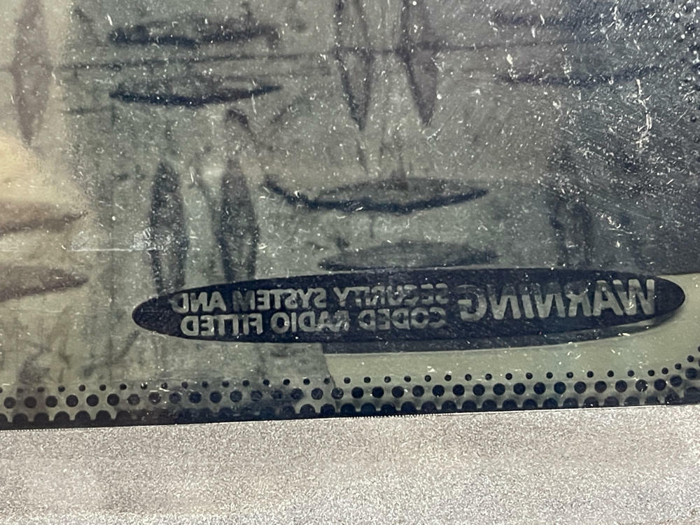 2004-06 Pontiac GTO Driver LH Quarter Panel Glass Window 280