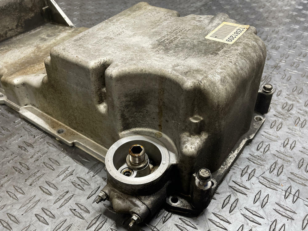 2004 Pontiac GTO 5.7L V8 LS1 Oil Pan,  Pickup Tube, & Windage Tray  280