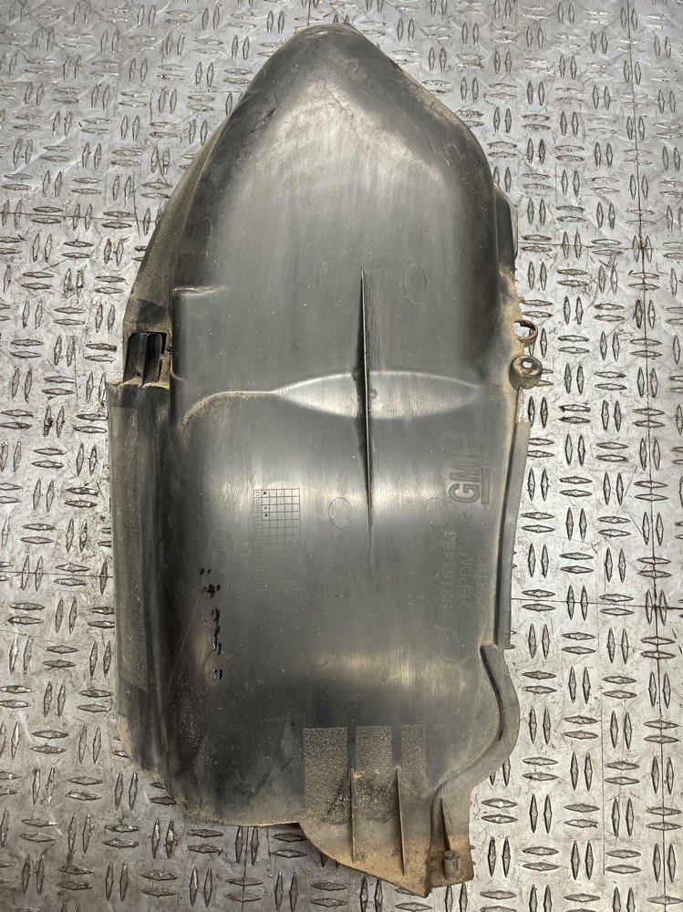 2004-06 Pontiac GTO Rear Wheel Well Splash Guards Pair- LH/RH 280