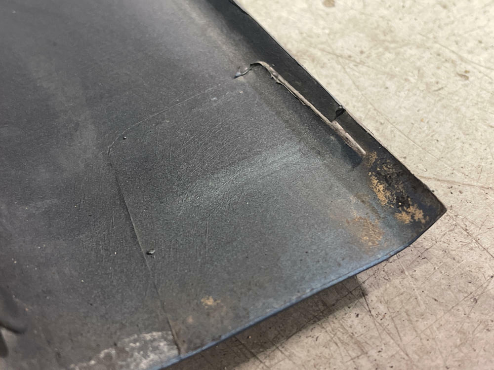 2004 Pontiac GTO Pass. RH Side Skirt/Rocker Panel- Barbados Mica Metallic 280