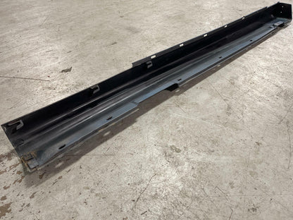 2004 Pontiac GTO Driver LH Side Skirt/Rocker Panel- Barbados Mica Metallic 280
